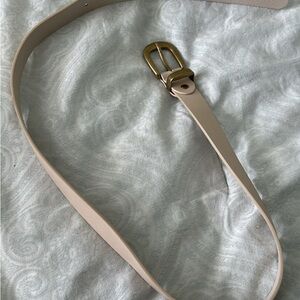 Elegant Cream Belt with Gold Buckle